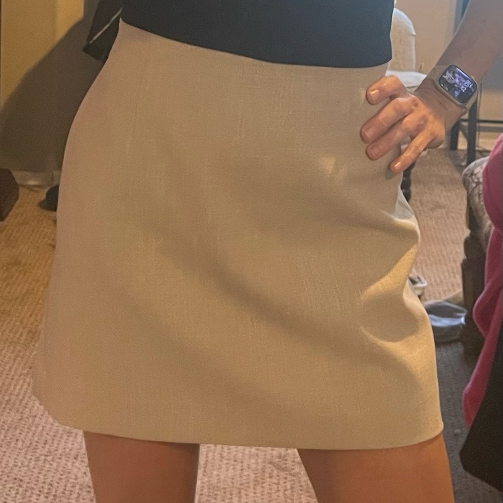 H&M natural color mini skirt